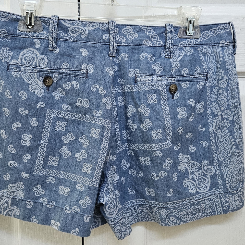 Ralph Lauren Blue Bandana Print Denim Shorts - Picture 4 of 5